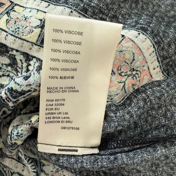 Free People Bohemian Black and Cream Women's Top - Picture 7 of 8